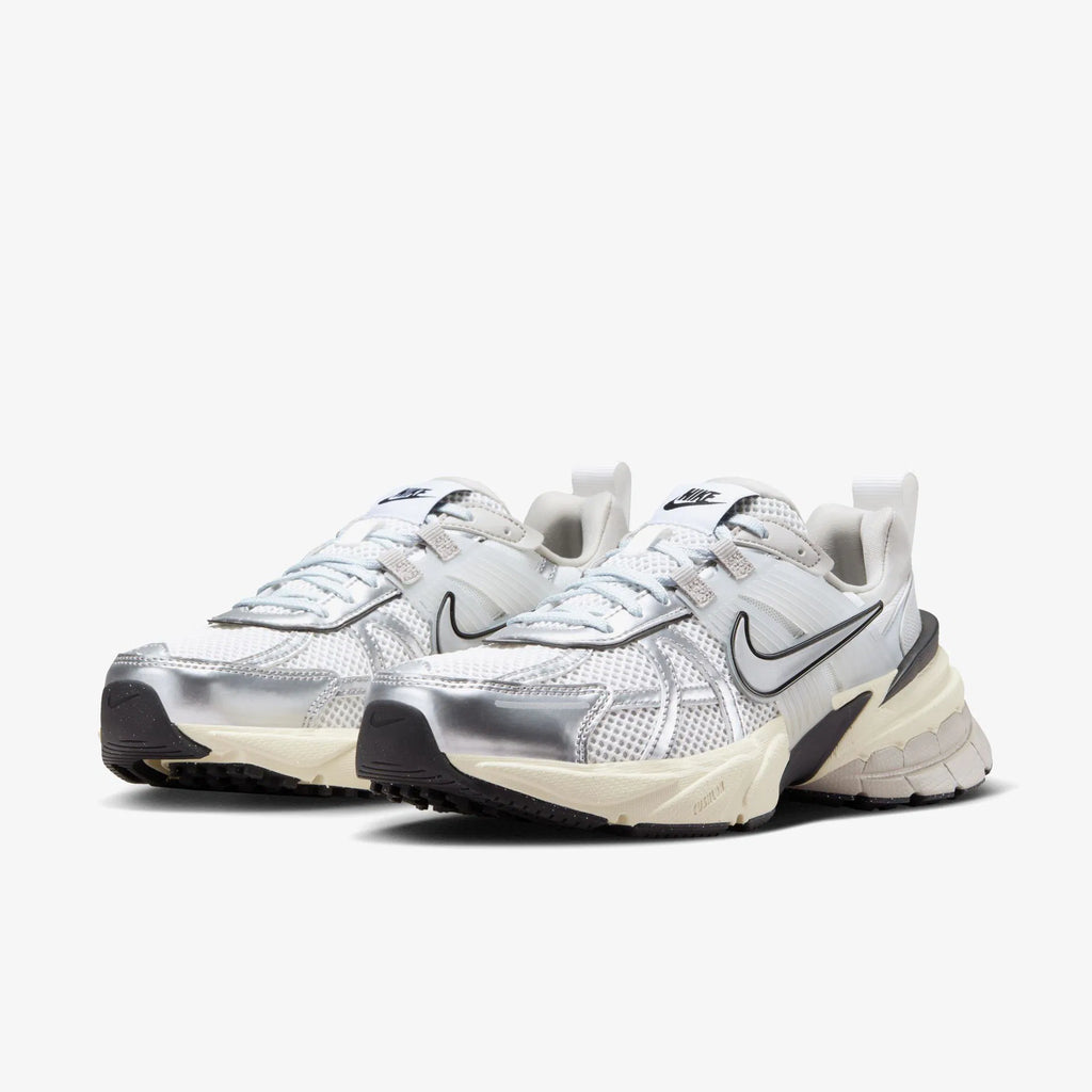 Nike V2K Run Sneaker