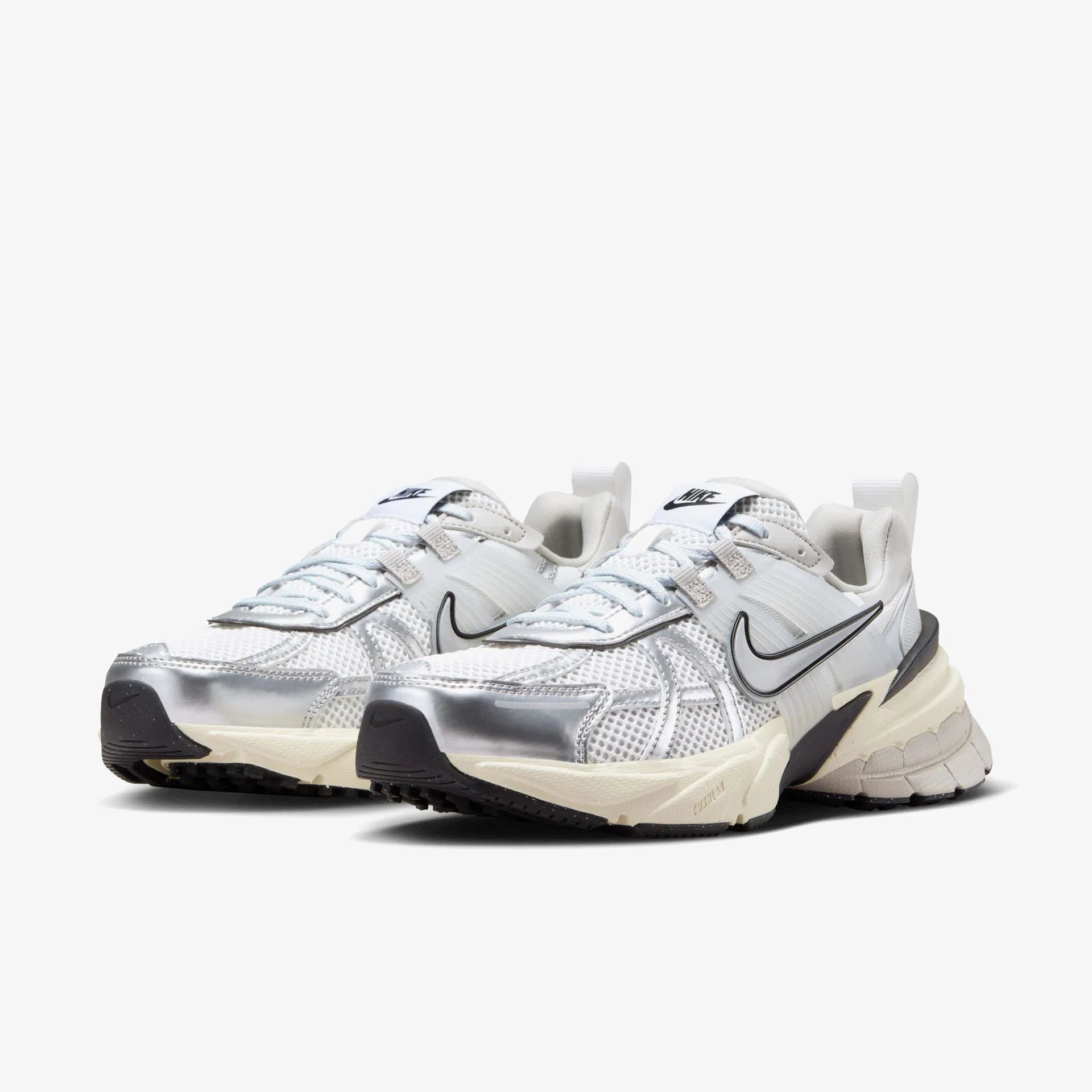 Nike V2K Run Sneaker