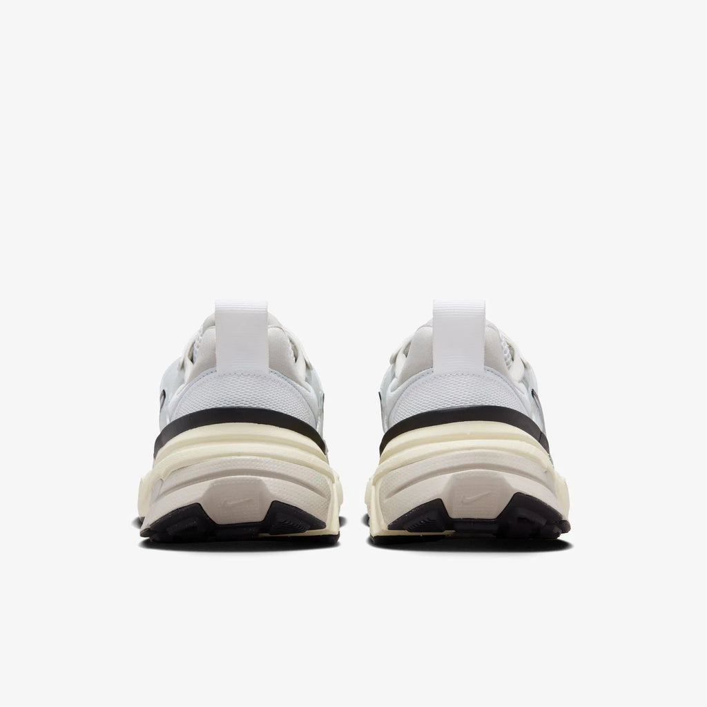 Nike V2K Run Sneaker